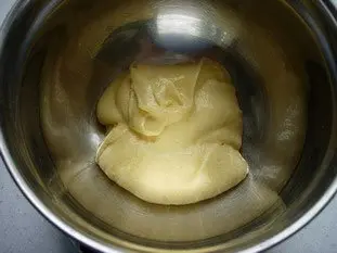 Tarta con almendras tostadas : etape 25
