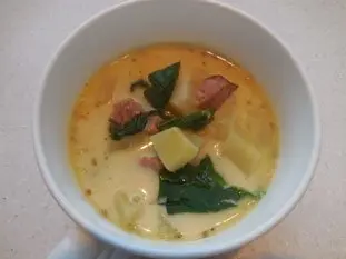 Sopa con espinaca fresca : etape 25