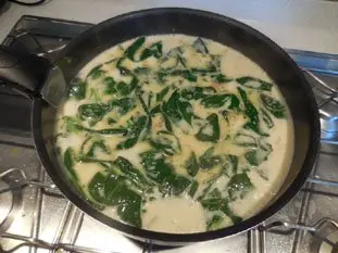 Sopa con espinaca fresca : etape 25