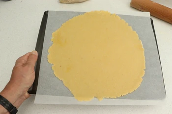 masa en bandeja para meter en frío