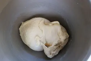 Masa hojaldrada fermentada (masa para cruasanes) : Foto de la etapa4