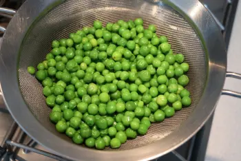 Pesto de menta y guisantes