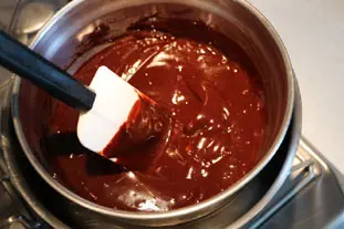 Mousse de chocolate con avellanas