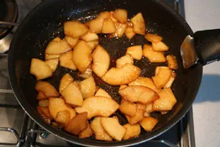 Pastel de nueces y manzanas caramelizadas : Foto de la etapa5