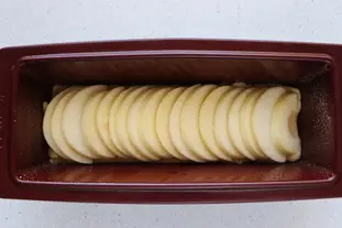 Pastel de Nanou con manzanas y almendras