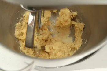 Pasteles suaves de manzana y almendra : Etapa 3