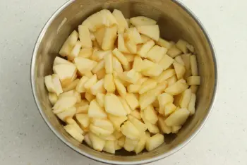 Pasteles suaves de manzana y almendra : Etapa 8