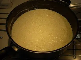 Pastel de arroz con caramelo
