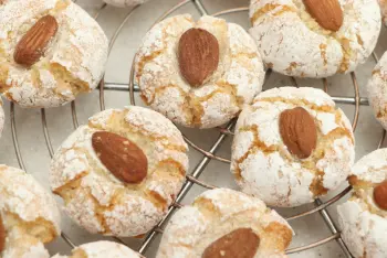 Amaretti de almendra y limón