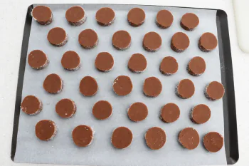 Galletas de mantequilla de chocolate fundente : Etapa 10