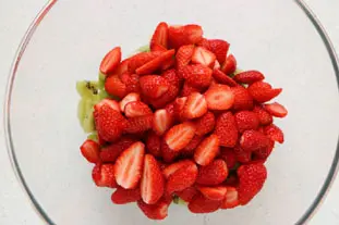 Ensalada de fresa y kiwi : Foto de la etapa2