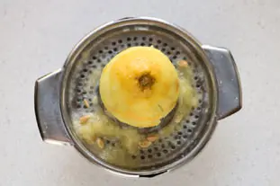 Tarta de limon y manzanas ralladas