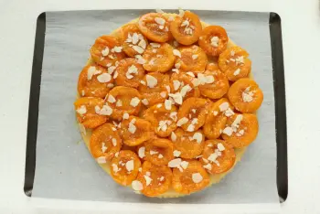 Tarta de galleta con albaricoques dulces y romero : Foto de la etapa26