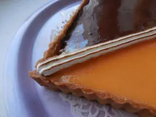 Tarta bicolor de chocolate y naranja