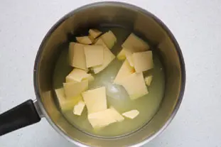 Tarta de merengue y limón verde