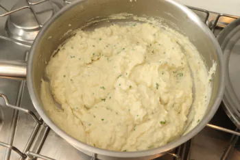 Salchicha de Morteau y puré de coliflor ahumada : Etapa 7