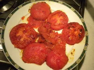 Tortilla con tomates