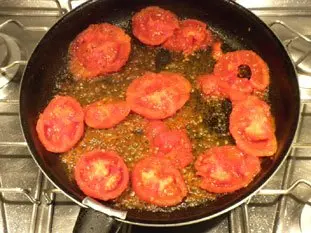 Huevos con tomate : etape 25