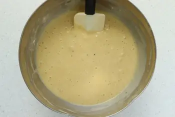 Pastel de chorizo con aceitunas y tomates en conserva : Etapa 7