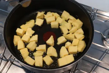 Polenta con alcachofas y champiñones