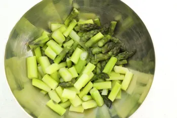 Espárragos verdes asados con limón y parmesano : Etapa 5