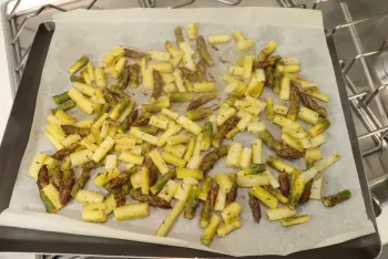 Espárragos verdes asados con limón y parmesano : Etapa 9