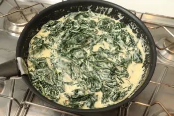 Crema de espinacas a los dos quesos : Etapa 6