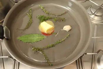 Judías verdes salteadas con pesto y trocitos de tocino : Etapa 2