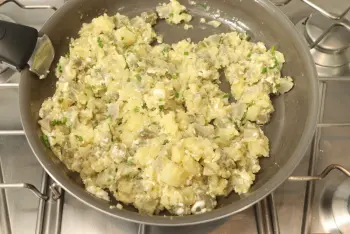 Puré de patatas, alcachofas y queso feta : Etapa 7