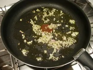 Brocolis salteados con jamón