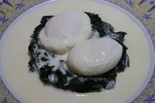 Huevos escalfados con espinacas y leche de queso Comté : Foto de la etapa9