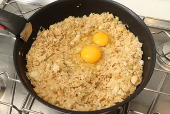 Arroz frito con pollo y cebolleta : Etapa 8