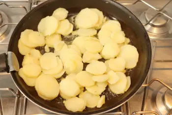 Quiche de espinacas y patatas sin masa