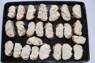 Mini tostadas de queso y mostaza  : Foto de la etapa5