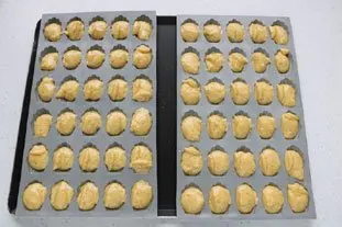 Pequeñas magdalenas saladas con 2 quesos : Foto de la etapa4