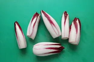 Ensalada de endibias rojas al estilo bistro : Foto de la etapa1