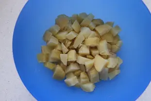 Ensalada acidulada de col y patatas