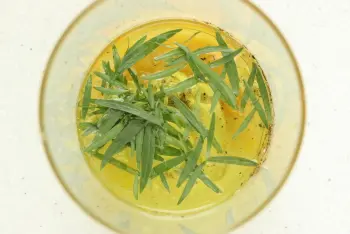 Remoulade de apio con estragón y huevos mimosa : Etapa 3