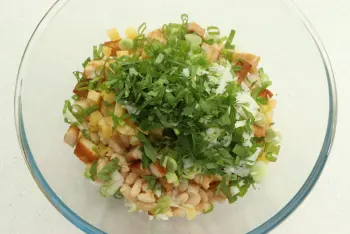Ensalada de alubias blancas, atún y queso cheddar : Etapa 6