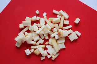 Ensalada de endibias, crutones y queso