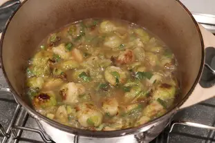 Sopa rústica con puerros y coles de Bruselas : Foto de la etapa11
