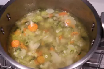 Sopa de verduras de invierno