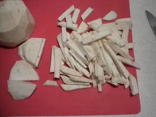 Sopa de apionabo y mostaza : Foto de la etapa1