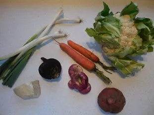 Sopa cremosa de verduras de invierno : Foto de la etapa1