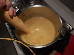 Sopa cremosa de verduras de invierno : Foto de la etapa9