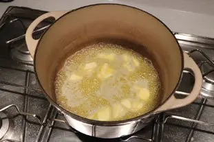 Sopa de cebolla gratinada : Foto de la etapa2