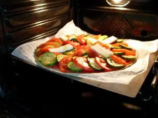 Tarta fina con tomates y calabacín : Foto de la etapa9