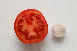 Pan con tomate : Foto de la etapa1