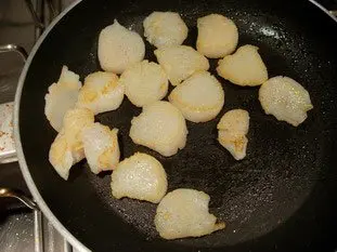Vieiras con verduras crocantes, sabayon con vino savagnin reducido : Foto de la etapa15