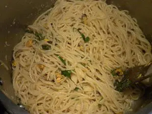 Espaguetis con mejillones y albahaca : Foto de la etapa5